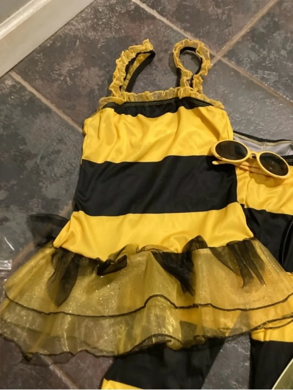 California Costumes “Little Honey Bee” Costume Girls Size M 7/8
